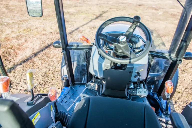 Ciągnik SOLIS S60 58KM SHUTTLE XL profesjonalny traktor rolniczy Stage V