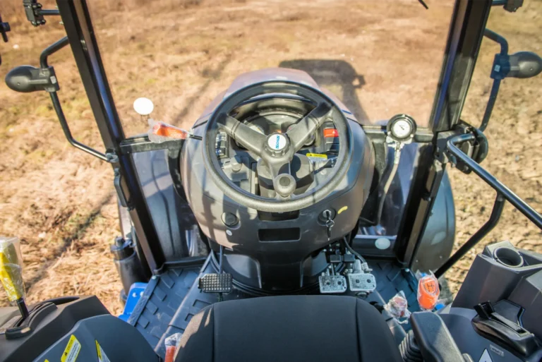 Ciągnik SOLIS S90 91KM Stage V profesjonalny traktor rolniczy z komfortową kabiną
