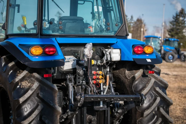Ciągnik SOLIS S90 91KM Stage V profesjonalny traktor rolniczy z komfortową kabiną